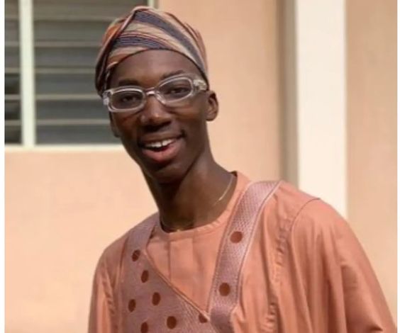 Layi Wasabi sends strong message to bald men