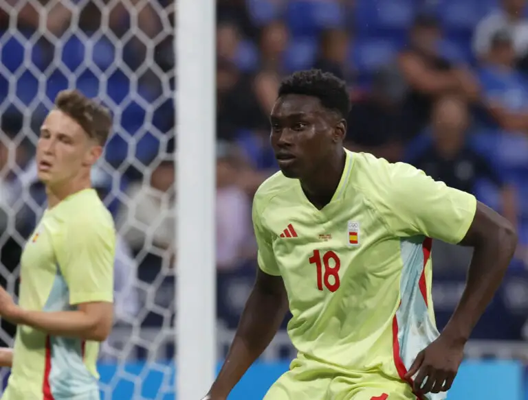 Chelsea agree £34.5million Samu Omorodion deal from Athletico madrid