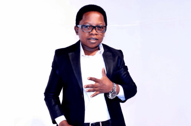 Chinedu Ikedieze, 'Aki' warns fans about scammers impersonating him online Chinedu Ikedieze, 'Aki' warns fans about scammers impersonating him online