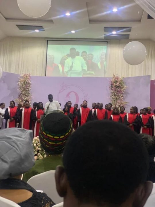 Photos from Onyeka Onwenu's burial