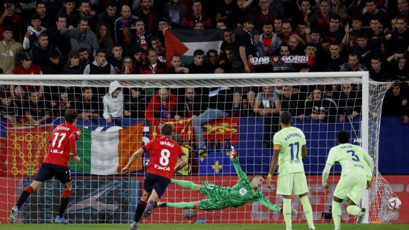 Osasuna 4 v 2 Barcelona: Osasuna breaks Barca's unbeaten run in 6 goal thriller 
