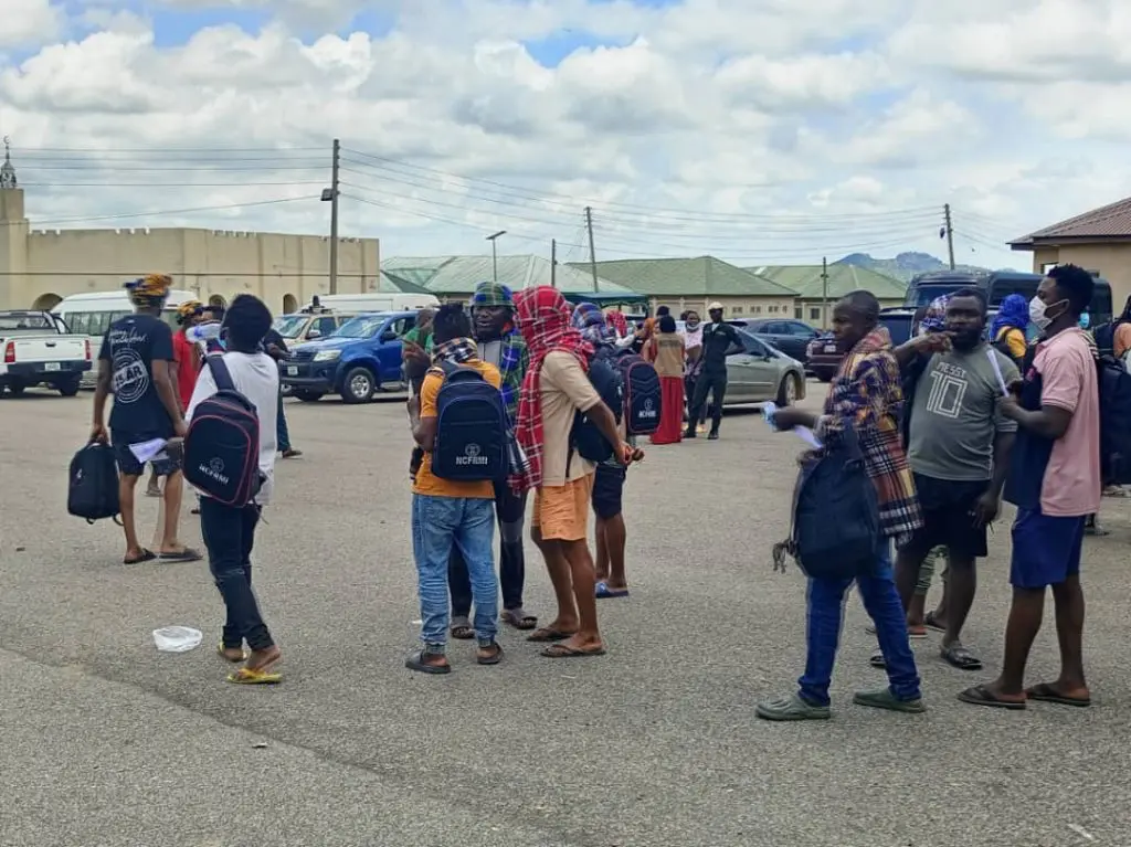 400 Nigerians deported by UAE