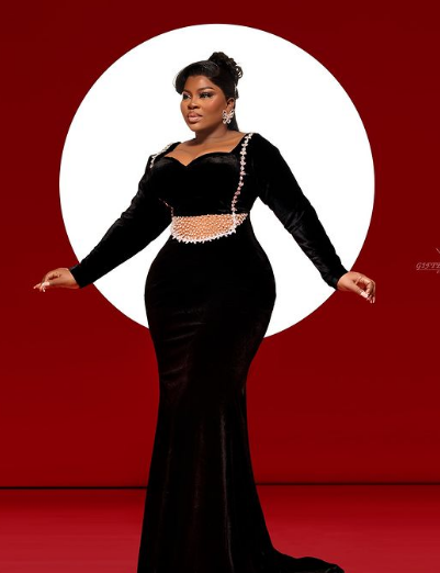 She is pretty! Bimbo Thomas stuns in new PHOTOS
