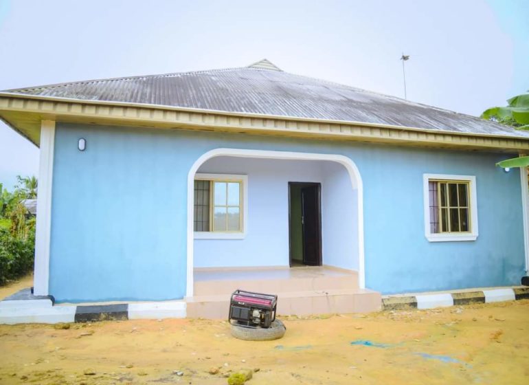 Jnr Pope: Akwa Ibom gov fulfils promise to family of late makeup artiste