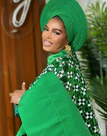 Lola Idije celebrates birthday with new photos 