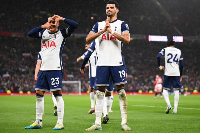 Man United 0 v 3 Tottenham: Tottenham thrash 10-man Manchester United at Old Trafford Man United 0 v 3 Tottenham: Tottenham thrash 10-man Manchester United at Old Trafford