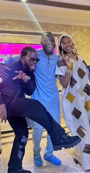Nancy Isime and Bobrisky visit Pastor Jimmy Odukoya at his church