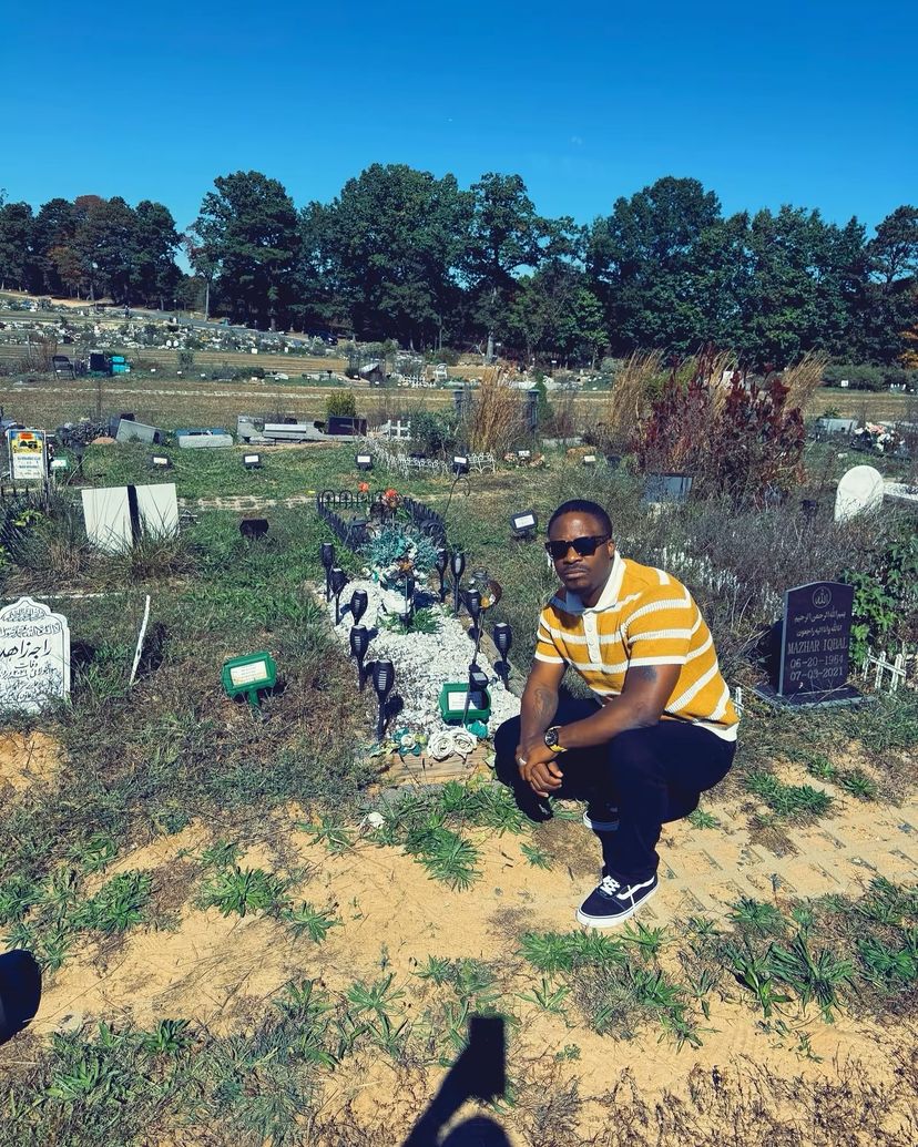 Reactions as Jaywon visits Sound Sultan's graveyard