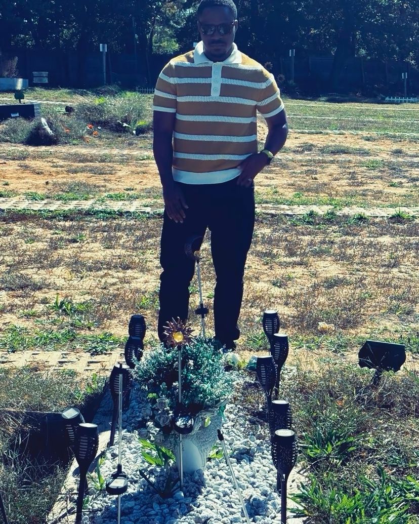 Reactions as Jaywon visits Sound Sultan's graveyard