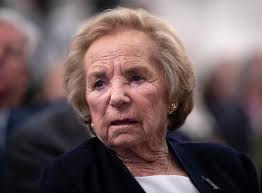 Robert F. Kennedy's widow is de.ad