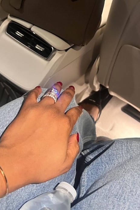 Sharon Ooja proudly shows off wedding ring while on vacation with hubby
