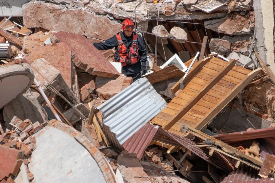 TEN-storey hotel collapse in Argentina