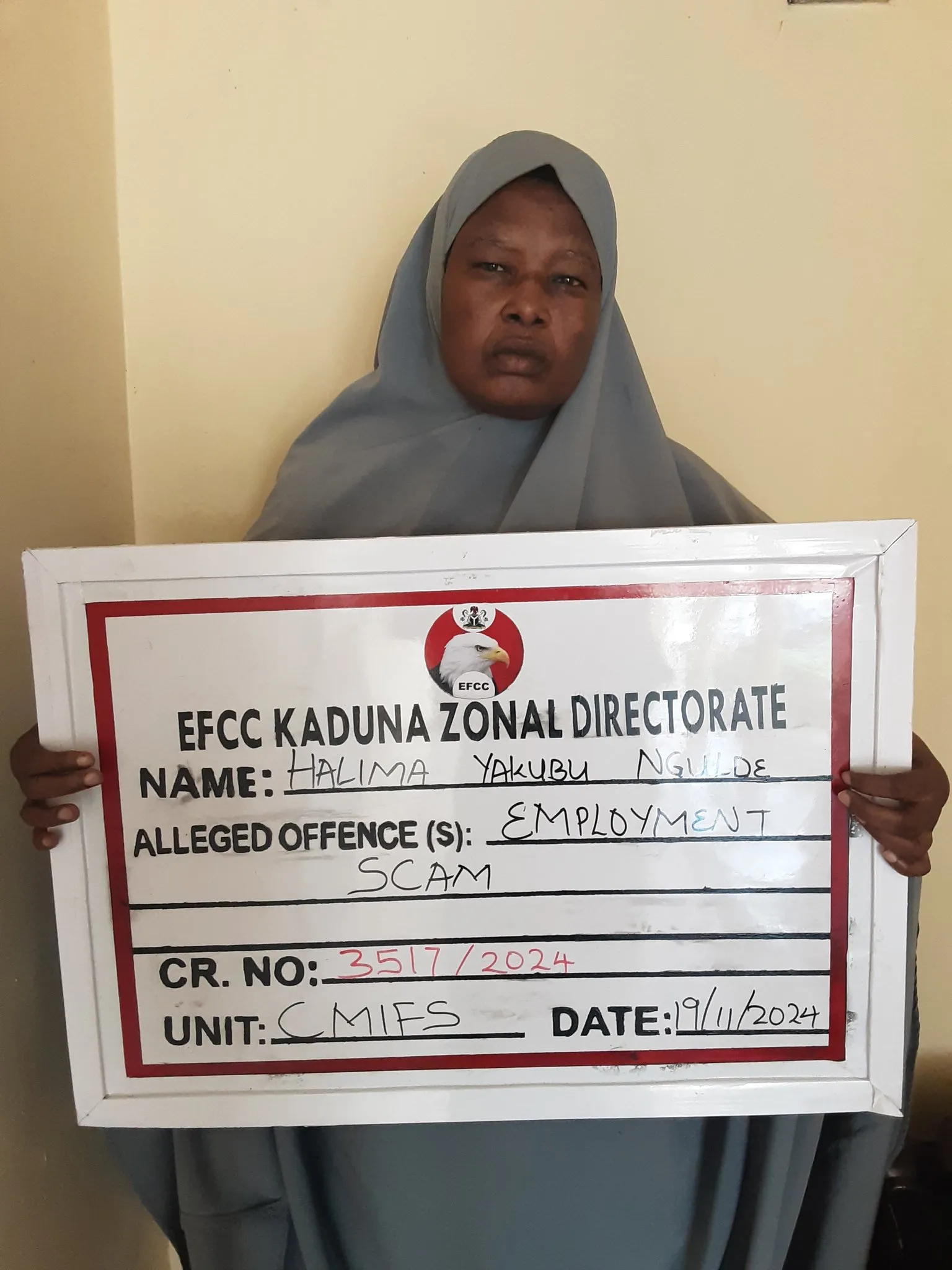 EFCC arrests woman for employment scam