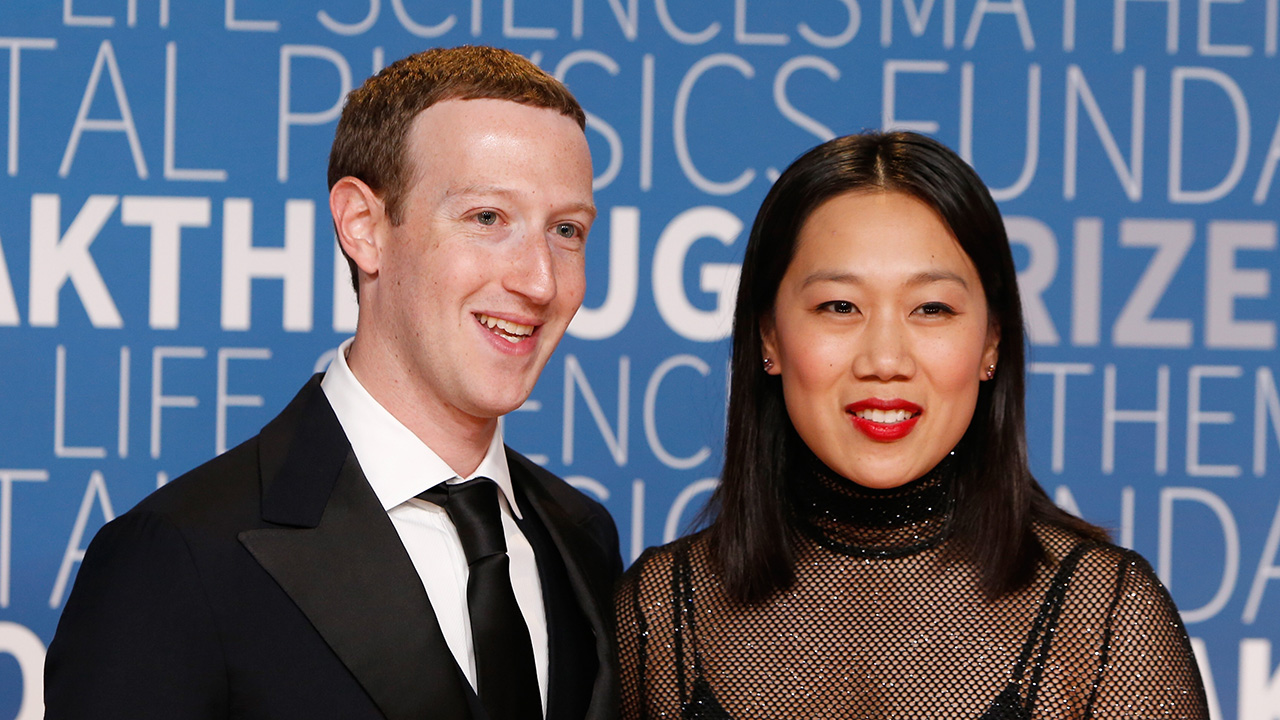 Mark Zuckerberg and T-pain releases cover of 'Get Low' for his wife