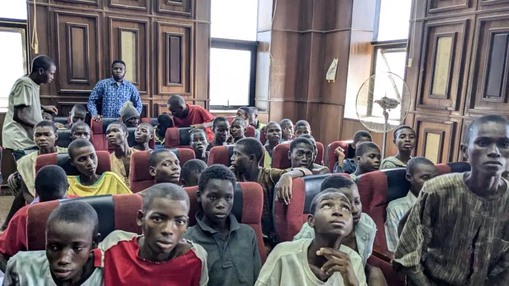 Kaduna govt gifts N100k, smartphones each to 39 released minors Kaduna govt gifts N100k, smartphones each to 39 released minors