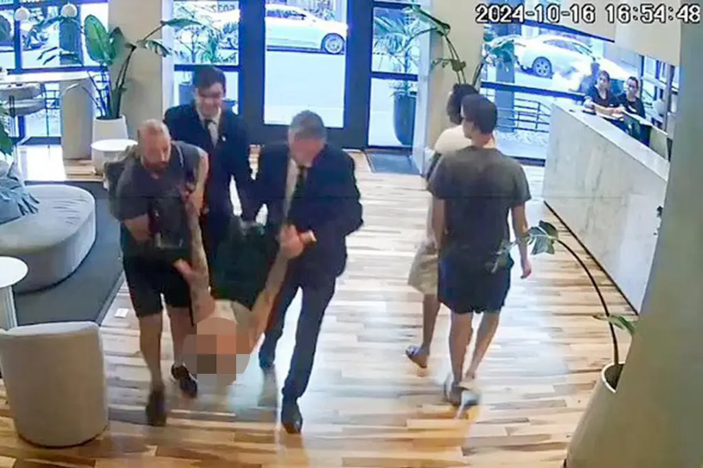 Liam Payne was attempting to escape from hotel room before he fell to his de.ath