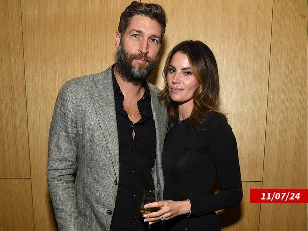 Jay Cutler and Samantha Robertson reportedly ENGAGED