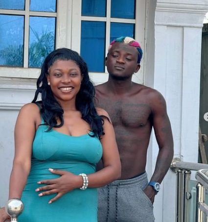 Ashabi Simple prays for her man, Portable 