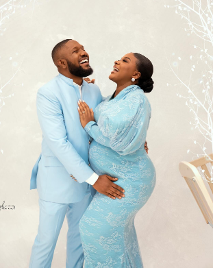  Sunmisola Agbebi & Yinka Okeleye welcome first child