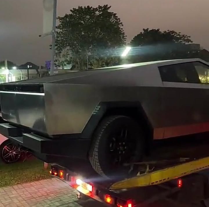 Burna Boy gifts friend, King Manny a Cybertruck