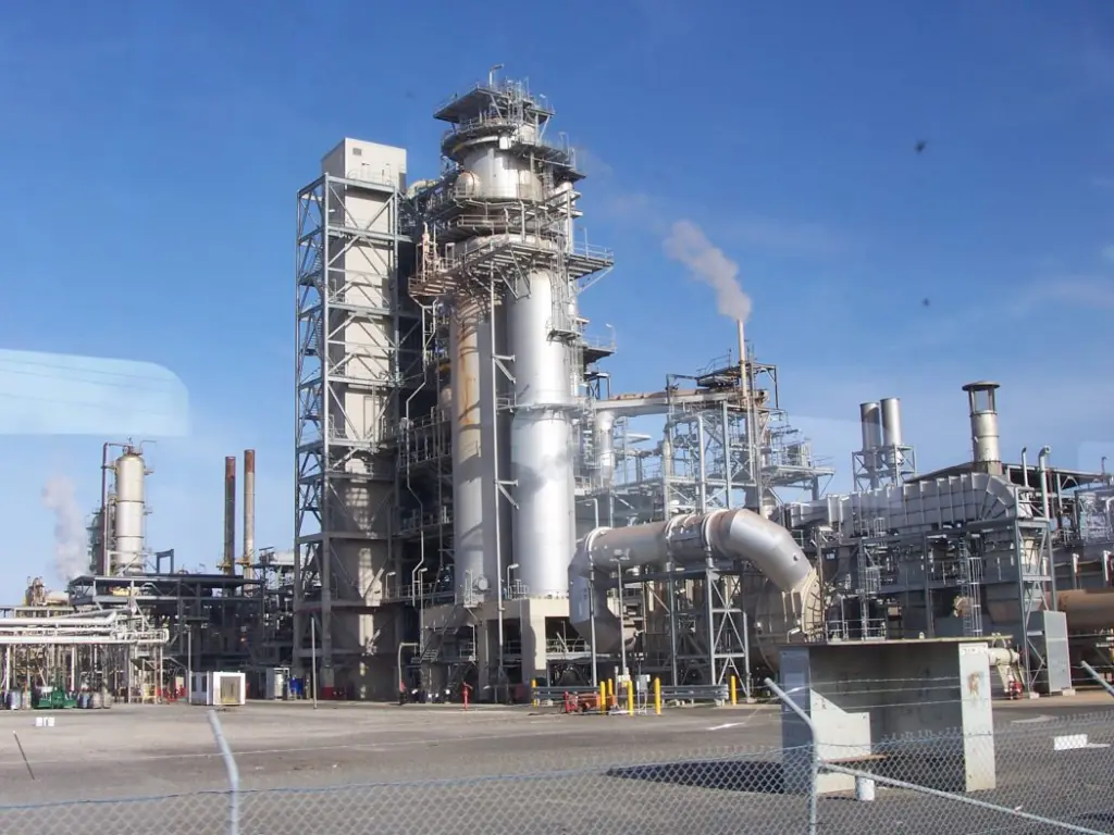 Warri refinery begins operations Warri refinery begins operations