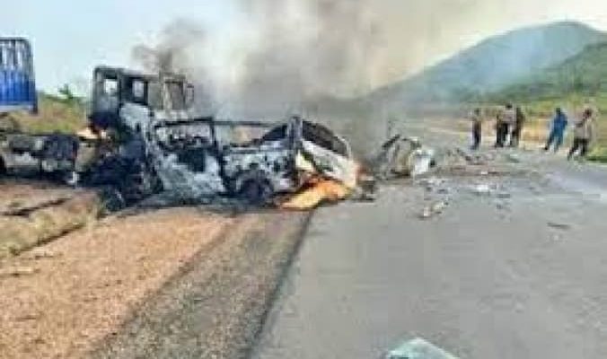 19 wedding guests k!lled, 11 injured in Plateau accident 19 wedding guests k!lled, 11 injured in Plateau accident