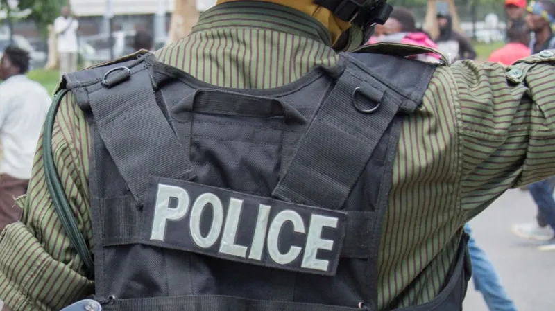 Drunken Zambian police officer frees 13 suspects Zambian police officer