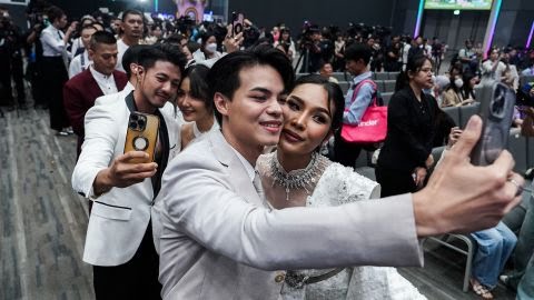 Thailand legalizes Same-S3x unions as over 1,000 couples weds