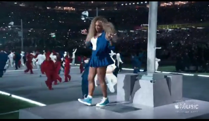 Drake's Ex, Serena Williams dances to Kendrick Lamar super bowl performance
