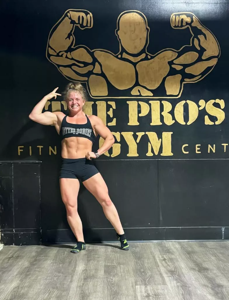Bodybuilder Jodi Vance d!es at 20