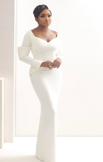 Omowunmi Dada shares angelic photos 