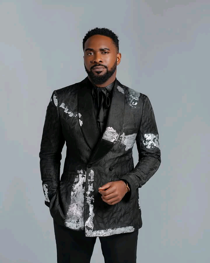 Uzor Arukwe thanks Segun Arinze for calling him Nollywood's biggest star Uzor Arukwe thanks Segun Arinze for calling him Nollywood's biggest star