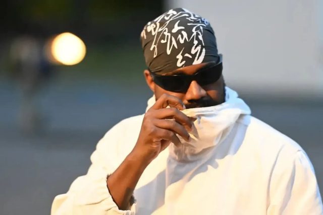 Kanye West claims to sleep with 'Cousin' Kanye West claims to sleep with 'Cousin'