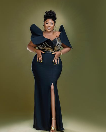 Omowunmi Ajiboye shares new photos on her birthday