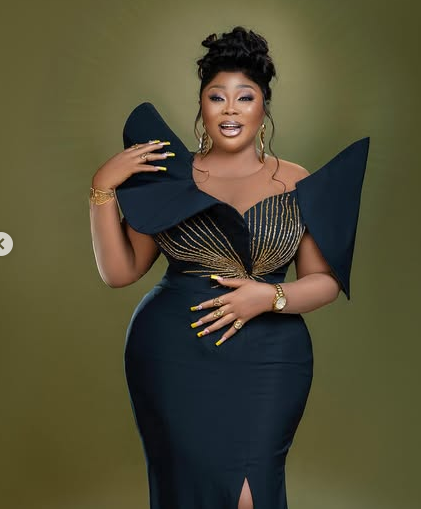 Omowunmi Ajiboye shares new photos on her birthday
