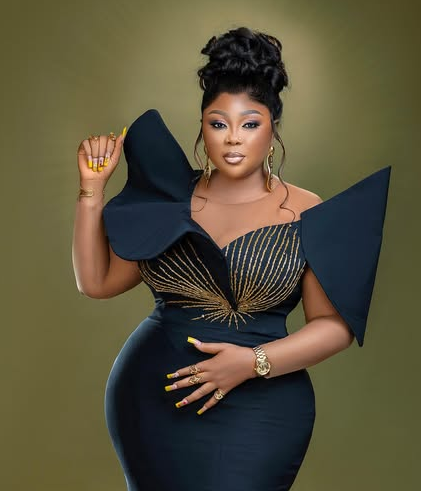 Omowunmi Ajiboye shares new photos on her birthday