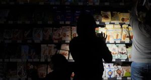 Power returning to Spain and Portugal Power returning to Spain and Portugal as officials work to establish cause of mass outages