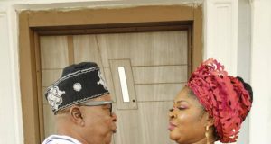 Salawa Abeni is still my wife – Ayinla Kollington Salawa Abeni is still my wife - Ayinla Kollington