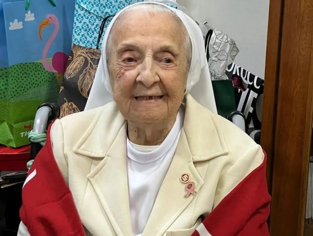 World's oldest person d!es at 116