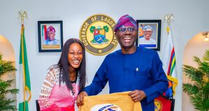 Sanwo-Olu receives custom crochet jacket from X lady Sanwo-Olu receives custom crochet jacket from X lady