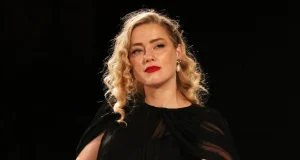 Amber Heard welcomes TWINS Amber Heard welcomes TWINS