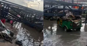 Billboard collapses on tricycles with passengers Billboard collapses on tricycles, injures passengers
