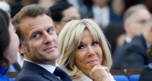 Emmanuel Macron steps out with wife that ‘SLAP’ Emmanuel Macron steps out with wife that 'SLAP'