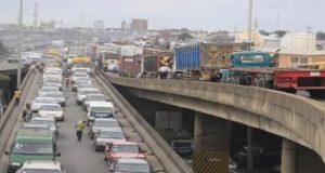 FG to close Ijora-Marine Bridge in Lagos for 21 days FG to close Ijora-Marine Bridge in Lagos for 21 days