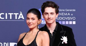 Kylie Jenner & boyfriend FINALLY make their red carpet debut Kylie Jenner & boyfriend FINALLY make their red carpet debut