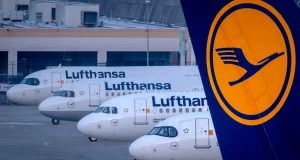 Lufthansa flight flew without a pilot for 10 minutes after copilot fainted, report finds Lufthansa flight flew without a pilot for 10 minutes after copilot fainted, report finds
