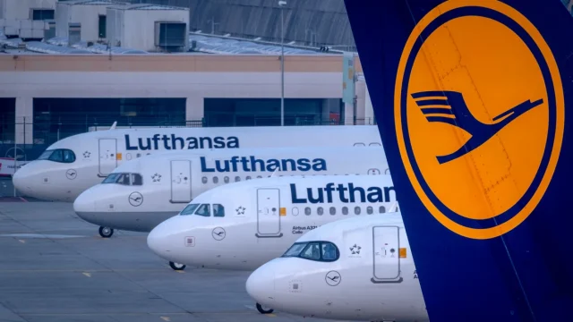 Lufthansa flight flew without a pilot for 10 minutes after copilot fainted, report finds Lufthansa flight flew without a pilot for 10 minutes after copilot fainted, report finds