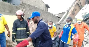 One d3ad, nine injured as building collapses in Ikorodu One d3ad, nine injured as building collapses in Ikorodu