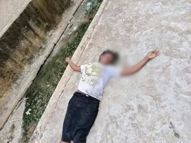 Woman rescued from committing su!cide in Aba river