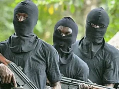 Troops rescue 49 travellers from suspected k!dnappers Gunmen raid Abuja estate, hold residents hostage